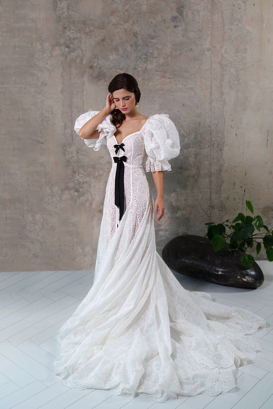Вдохновение свободой: выбираем свадебные платья в стилях «бохо» и «рустик»